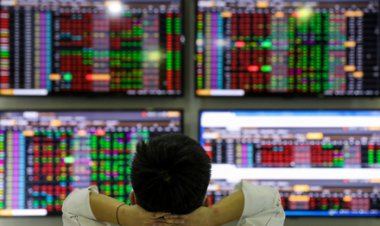 Chứng khoán bị bán mạnh, thị trường lại nghẽn