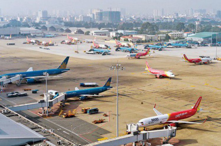 Hỏa tốc dừng các chuyến bay chở khách quốc tế tới Tân Sơn Nhất