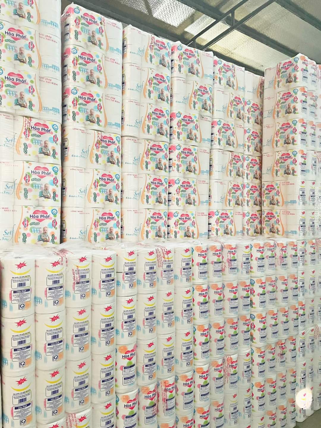 Giấy vệ sinh Hòa Phát