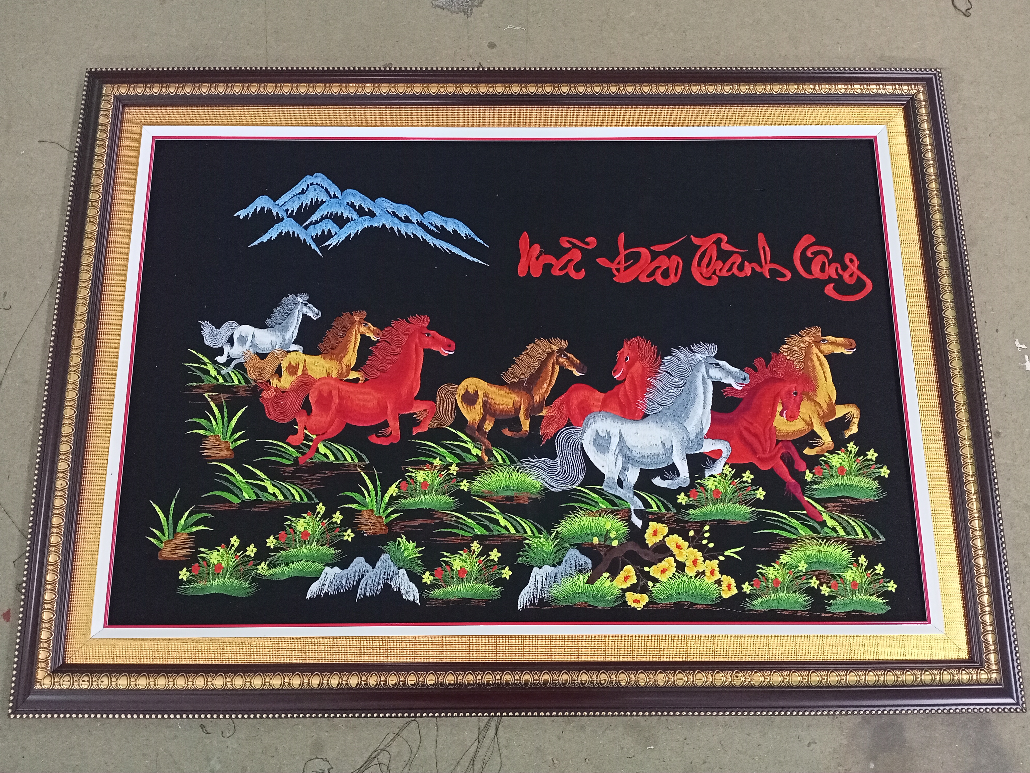 Tranh thêu Thư Pháp - MÃ ĐÁO THÀNH CÔNG