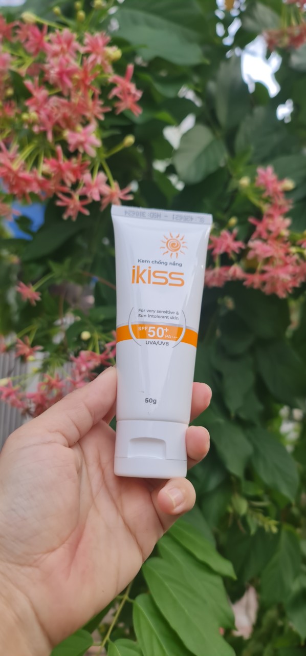 Kem chống nắng IKISS
